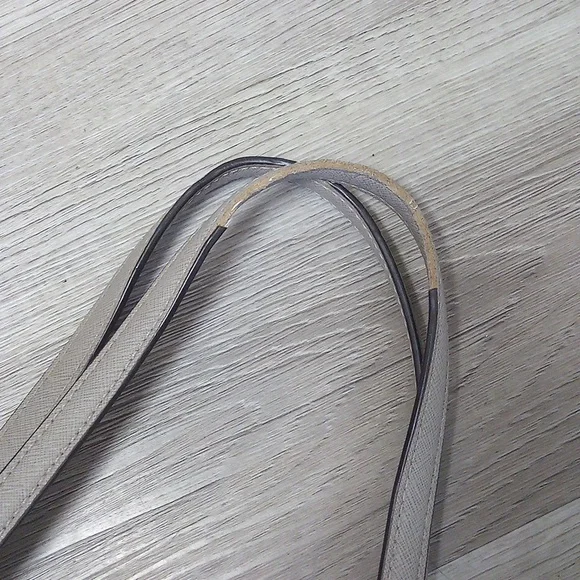 Michael Kors Light Gray Tote Bag - Picture 3 of 6